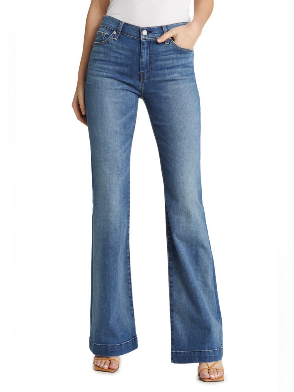 NWT 7 for all Mankind Dojo Mid-Rise Flare Women's Jeans in Medium Blue